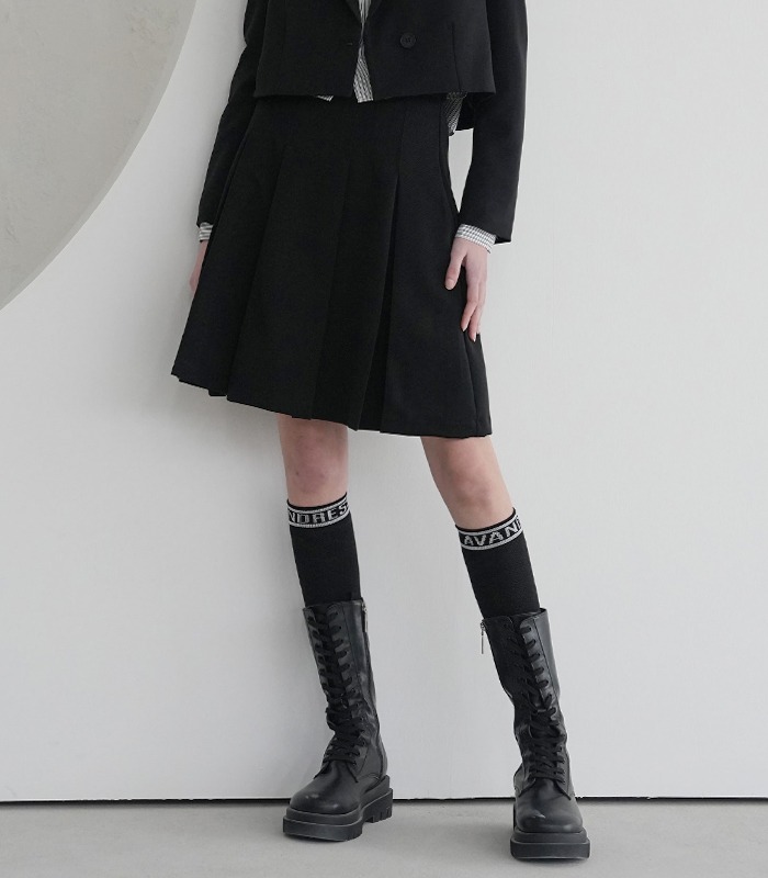 Alexis Belt Pleats Skirt BLACK